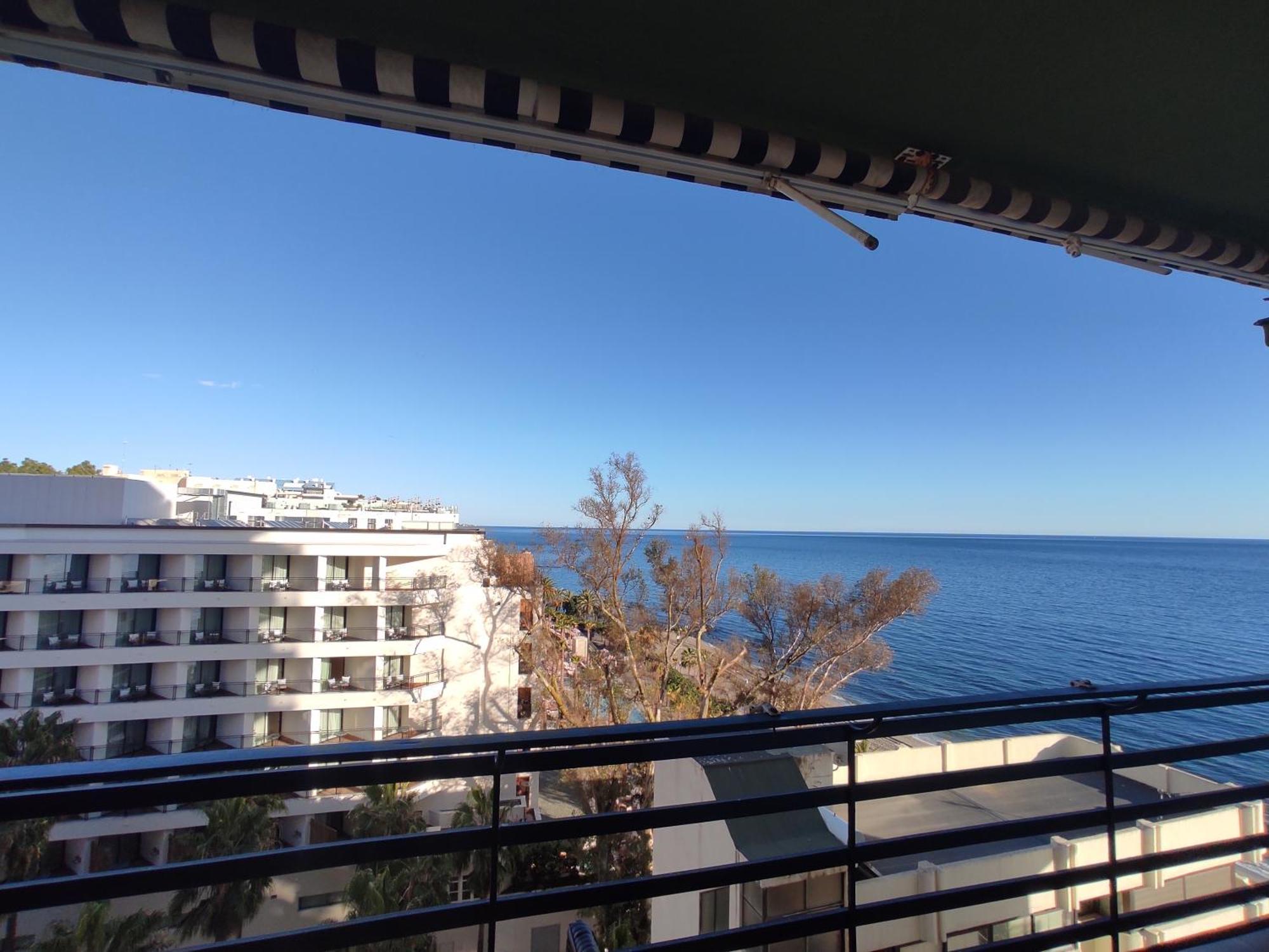 Apartamento En Primera Linea De Playa B Centro De マルベーリャ エクステリア 写真
